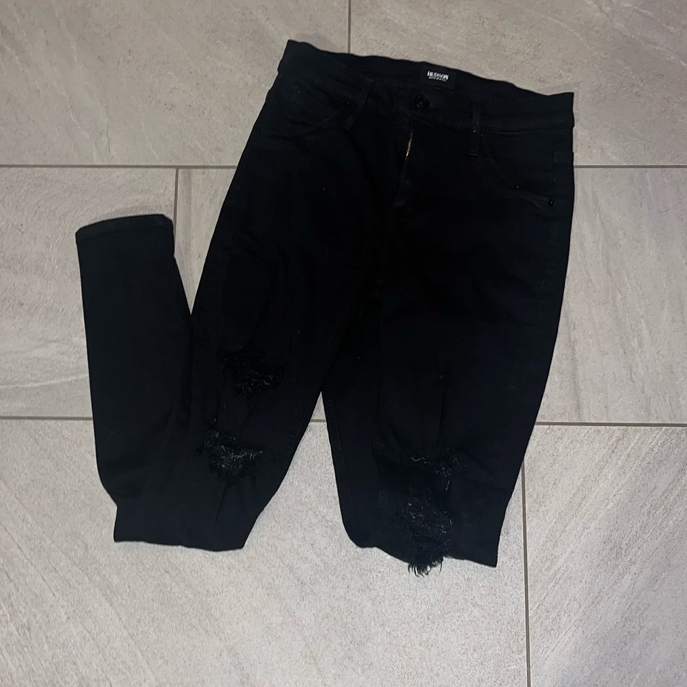 Hudson black distressed jeans size 28 worn once like new